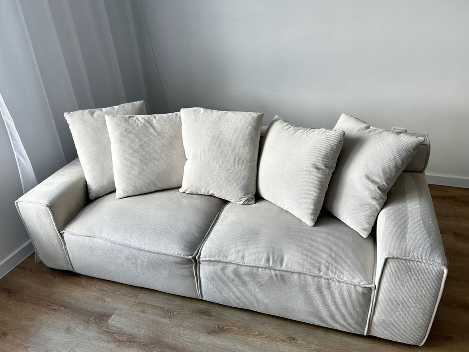 Sofa Beliani z poduszkami