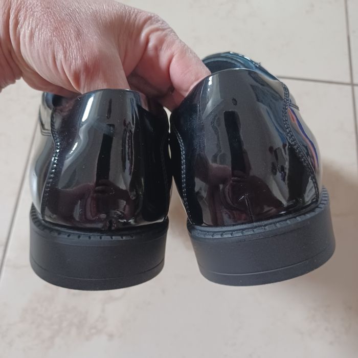 Buty BRUNO MARC lakierowane nowe 48/32cm