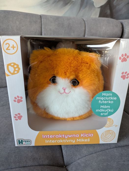 Interaktywna kicia huggly luv