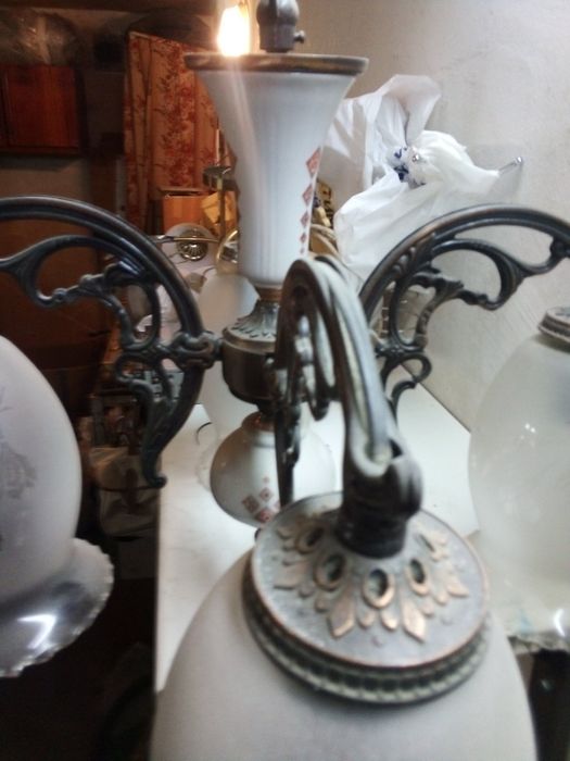 Люстра дикоративна