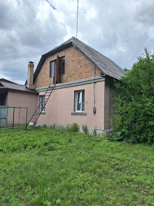 Продам частину будинку