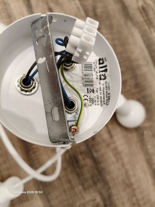 Lampa sufitowa Alfa Tango White wraz z żarówkami