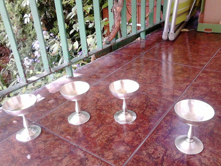 Pucharki kielichy zabytkowe plater oryginał