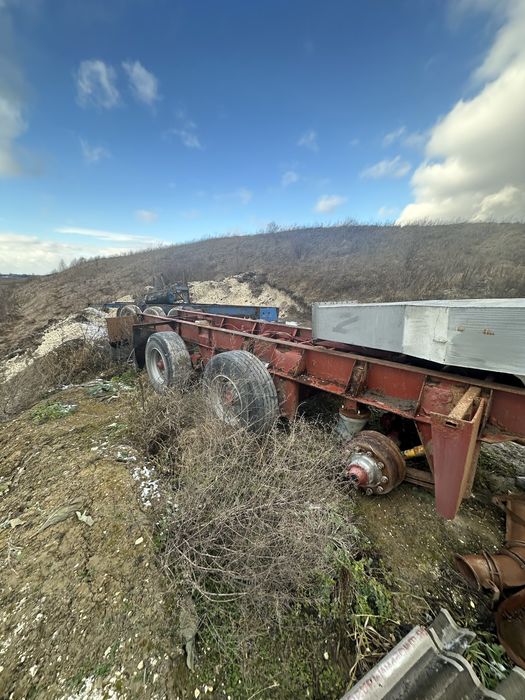 Платформа, 2 шт рами рефрижератора без будки