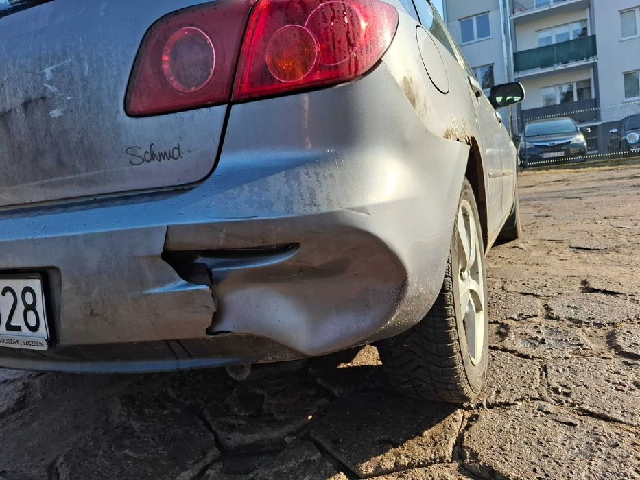 Mazda 3 hatchback rocznik 2004 / silnik 1,6