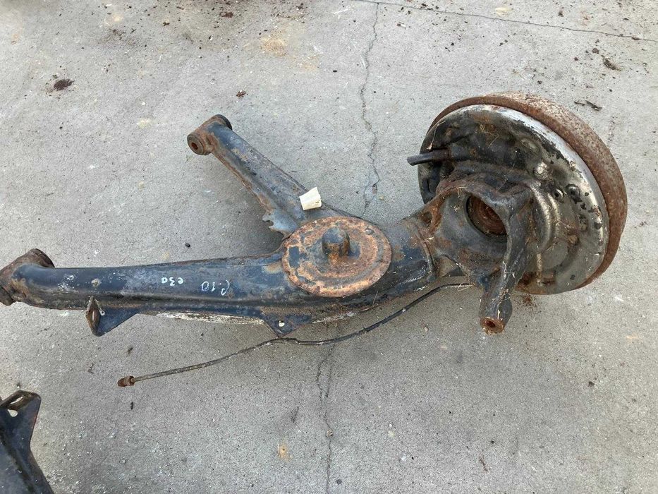 BMW E30 wahacz tylny lewy prawy wahacze tylne bębny Komplet