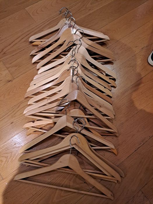 30 Cabides de madeira