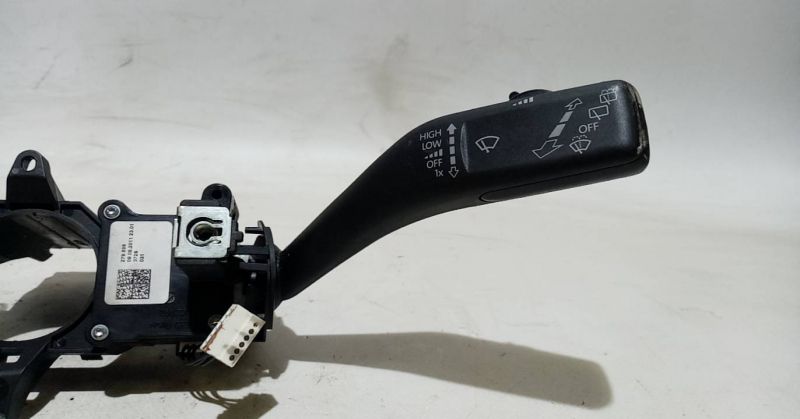 Conjunto / manetes de luzes e limpa vidros SKODA Octavia II Hatchback