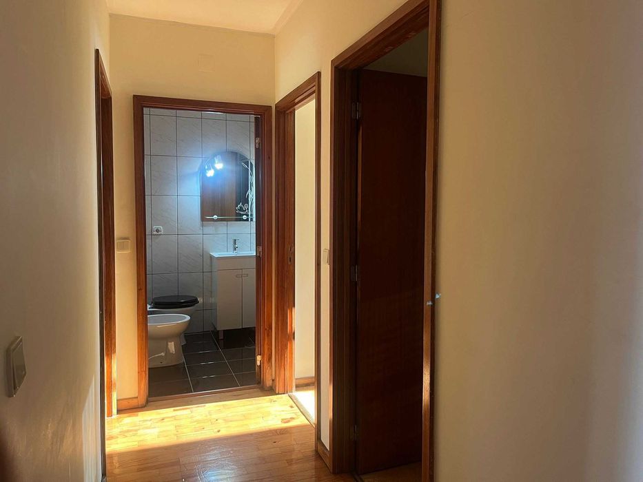 Apt T3 para arrendar na Travessa das Condominhas - Porto