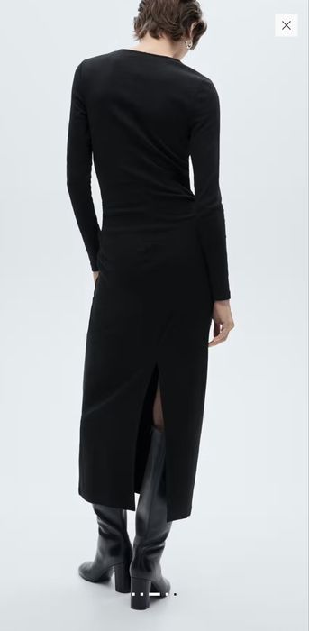 Сукня міді з трикотажу Mango