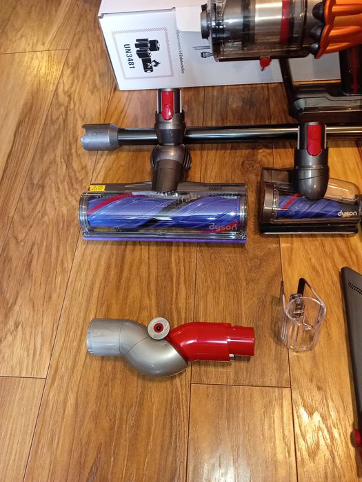 Dyson V12 odkurzacz