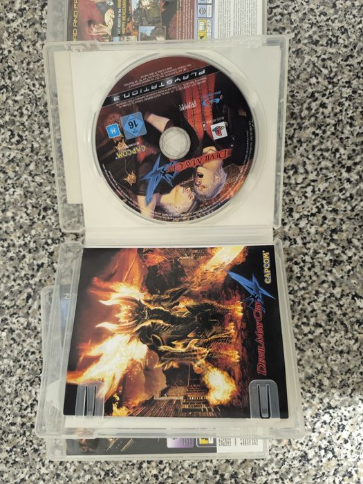 Devil may cry 4/Call of duty black ops 2/Borderlands PlayStation 3