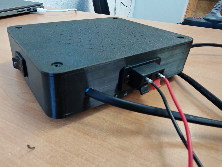 Блок питания - лабораторный