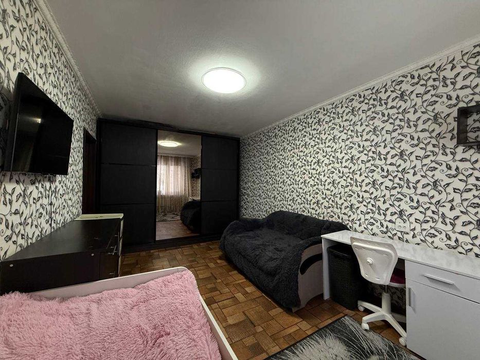 1 комнатная квартира на ул. Добровольского. Косметический ремонт!