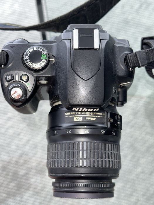 Maquina fotografica Nikon D40