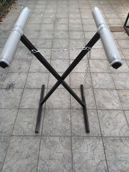 Стойка для покраски бамперов.