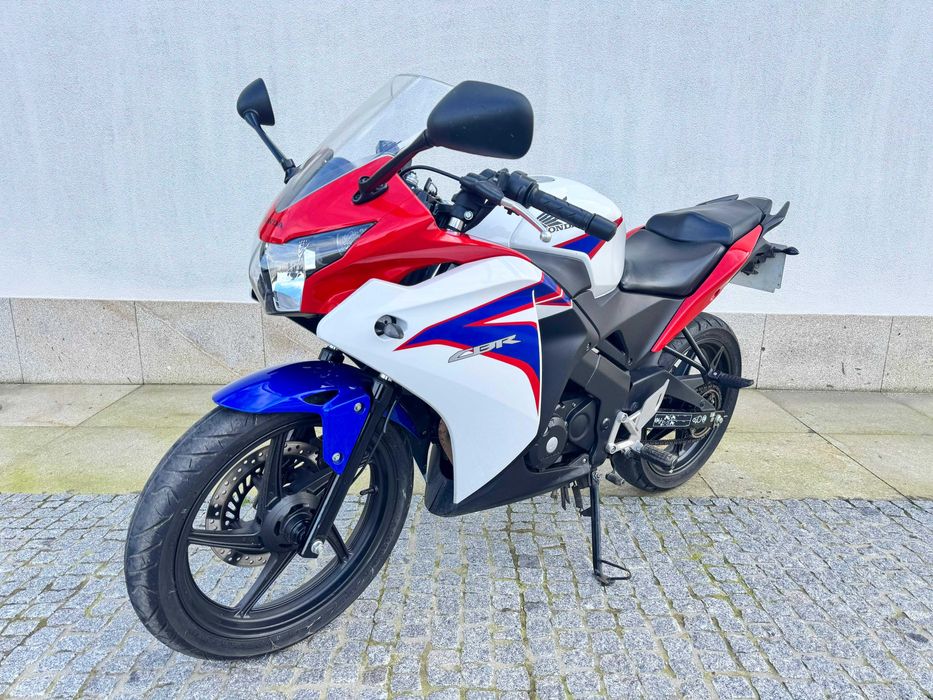 Honda CBR 125R Usada
