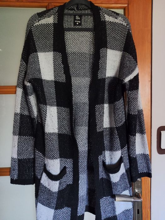 Kardigan Sinsay z kieszeniami