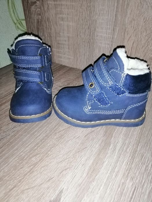 Ботінки для хлопчика 20р