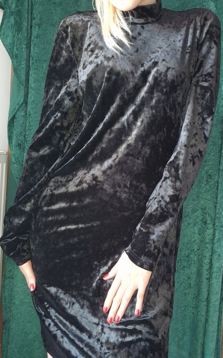 Czarna sukienka Pieces L