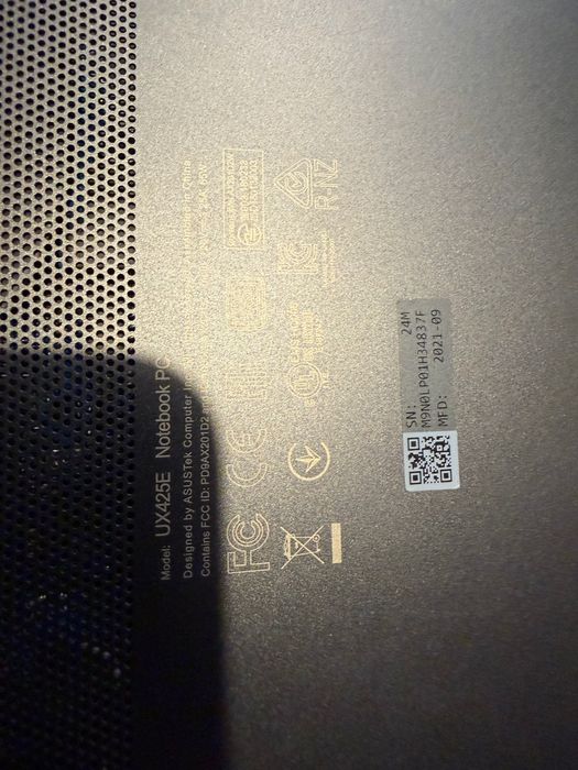 ASUS ZenBook 14 UX425EA i7-1165G7 / 32GB / 1TB SSD