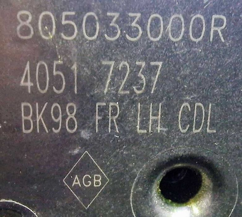 Fechadura / Fecho Porta Frente Esquerdo 805033000R - RENAULT CLIO IV