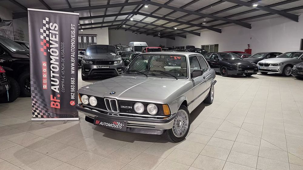BMW 323