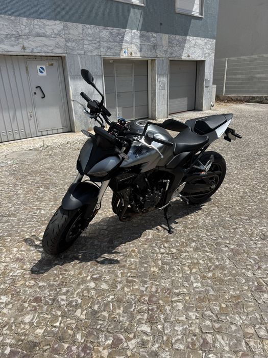 Honda CB1000 Hornet 2025