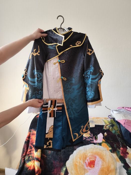 косплей на персонажа Сін Цю, Genshin Impact, костюм карнавальний