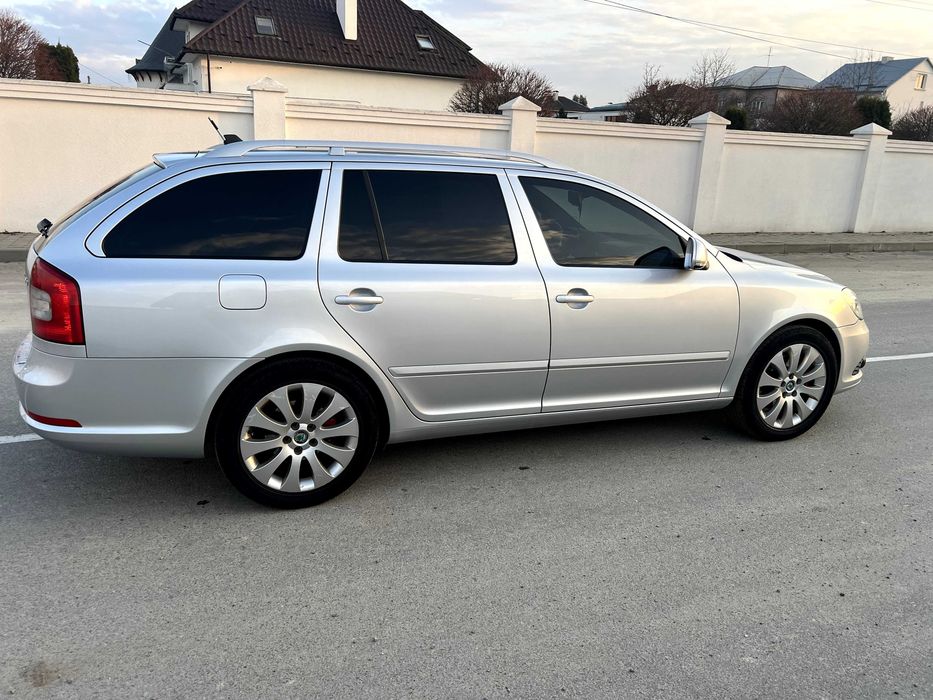 Skoda Octavia 2010 VIN TMBUH61Z8B2056978 фото оголошення 6 з 24