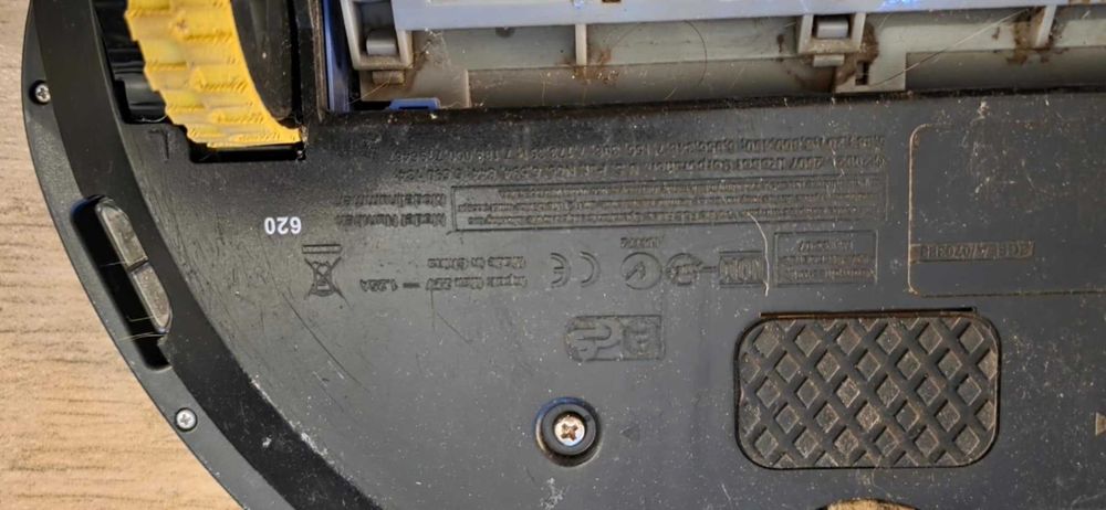 Roomba 3 szt, 2 ładowarki, 5 latarni i reszta wg zdjęć