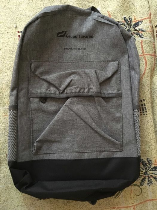 Mochila nova para computador, material escolar,viagem, caminhadas