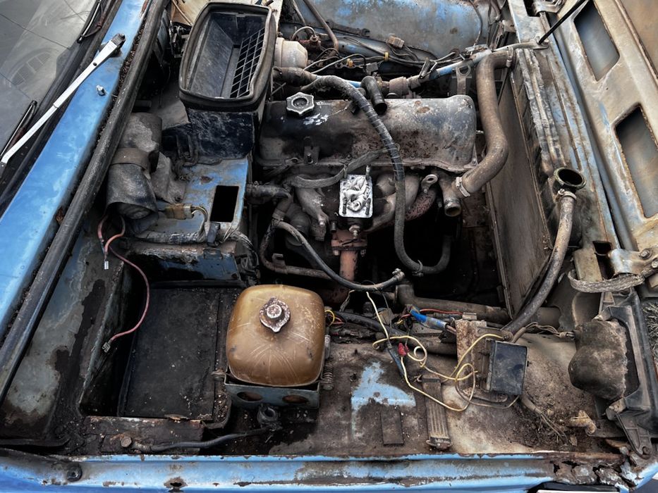 Lada Niva Material / Pecas