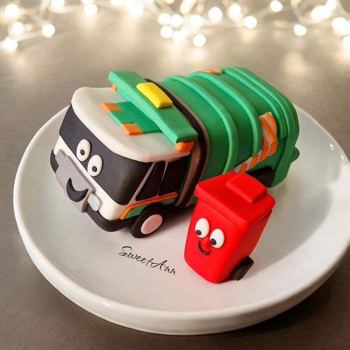 Śmieciarka i Kosz figurki na tort