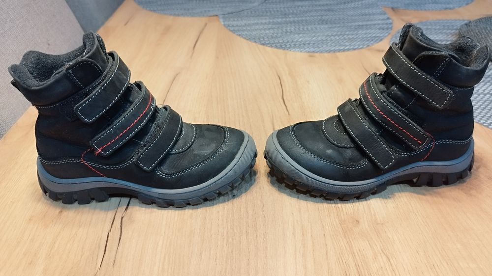 Buty kozaki chłopięce r. 28