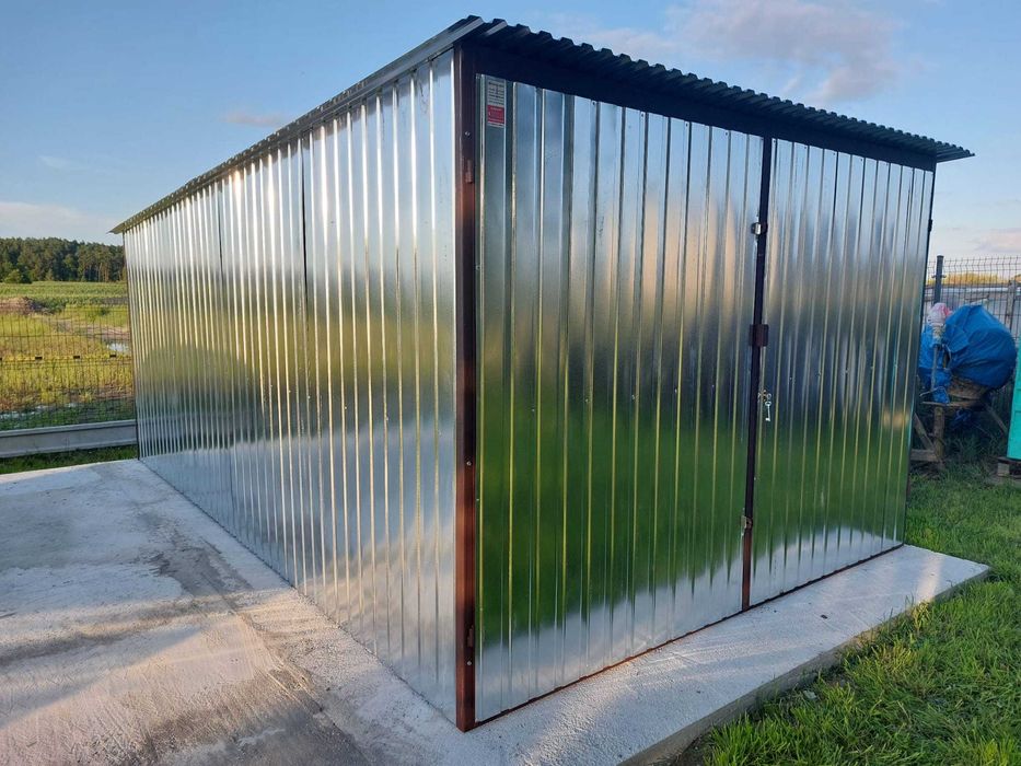 Garaż Blaszak Garaż blaszany Ocynkowany Garaże blaszane Producent