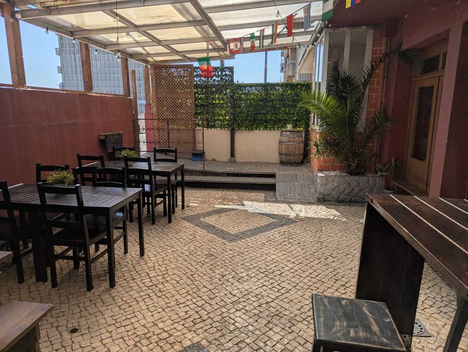 Aluga-se pizzaria Espinho