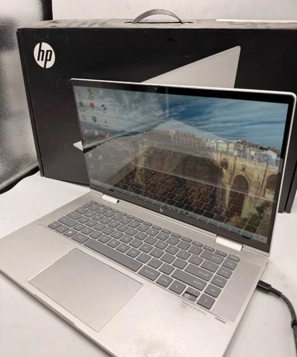 Laptop 2W1 HP ENVY X360 I5 1335U 16GB 512GB komplet