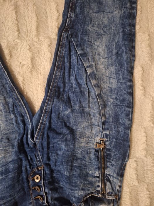 Sspodnie XL na guziki z zamka