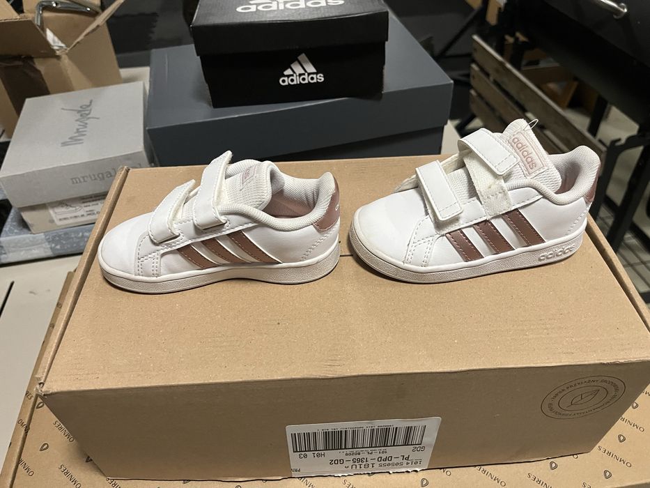 Adidas buty dzieciece