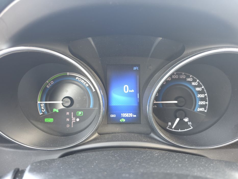 Toyota auris TS 1.8 HYBRID
