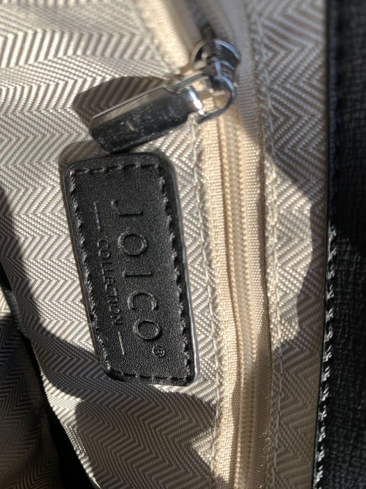 Чорна маленька сумка