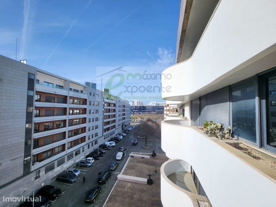 Apartamento T2 - 5ºandar Parque das Nações