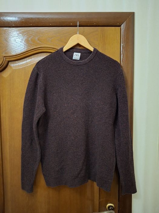 Светр Zara (розмір L)