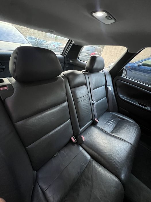 Volvo V40 1.9 Diesel – 2002 | Inspeção OK | Revisões em dia