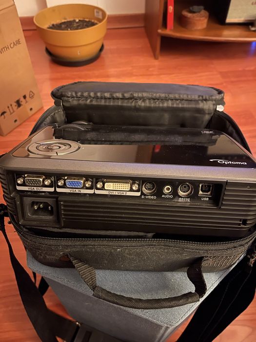 Projector  Optoma
