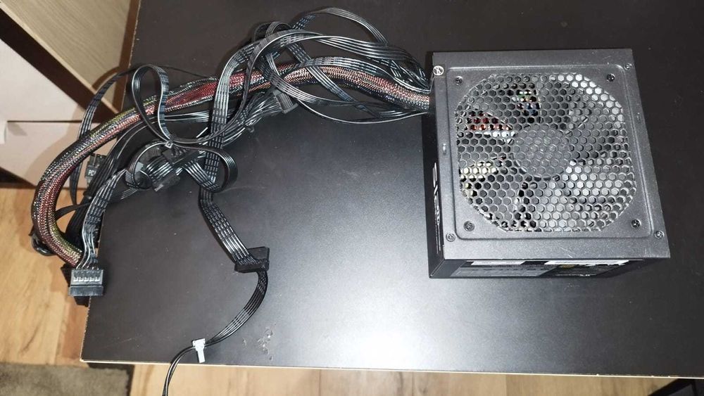 Fonte de Alimentação 520W PSU SEASONIC S12II-520