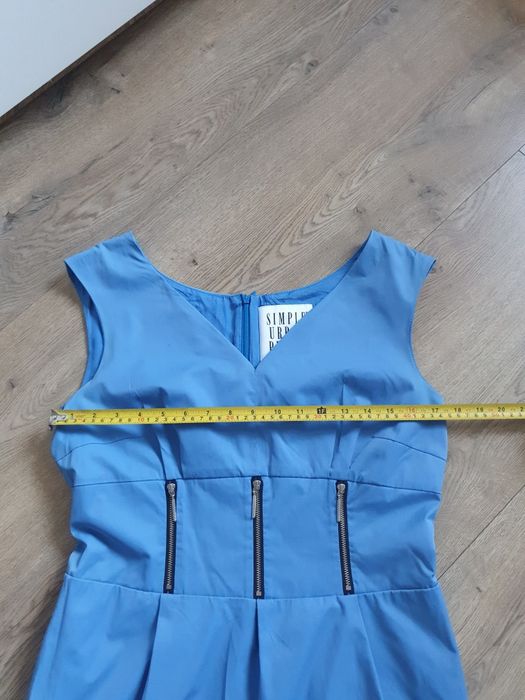 Sukienka Simple XL.Wymiary na zdjęciach.