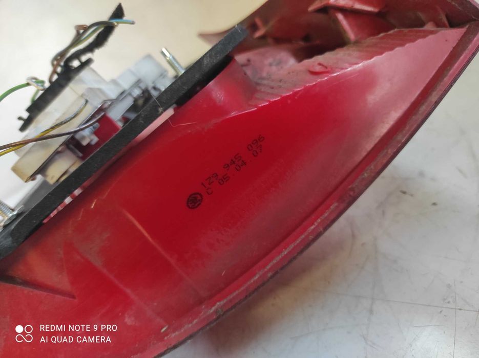 Skoda Octavia 2 lampa tylna prawa oryginał gwarancja