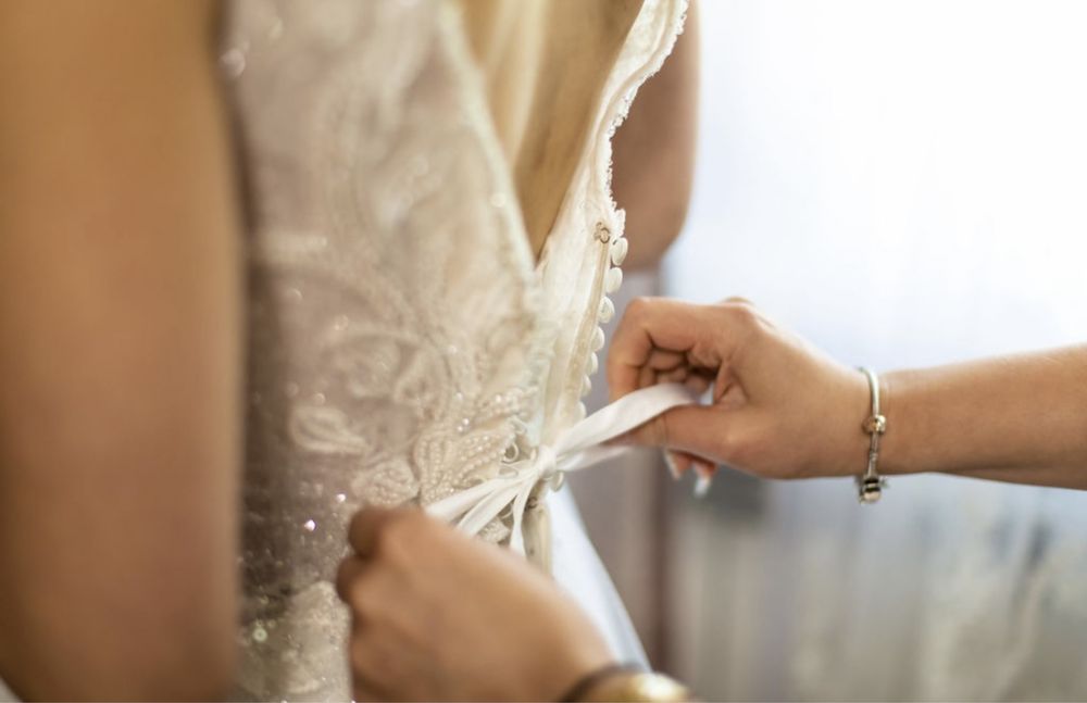 Suknia ślubna litera A